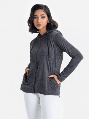 Women's winter Jacket in stitch knit fabric. Full sleeves, drawstring hood, zipper at front, and side pockets.