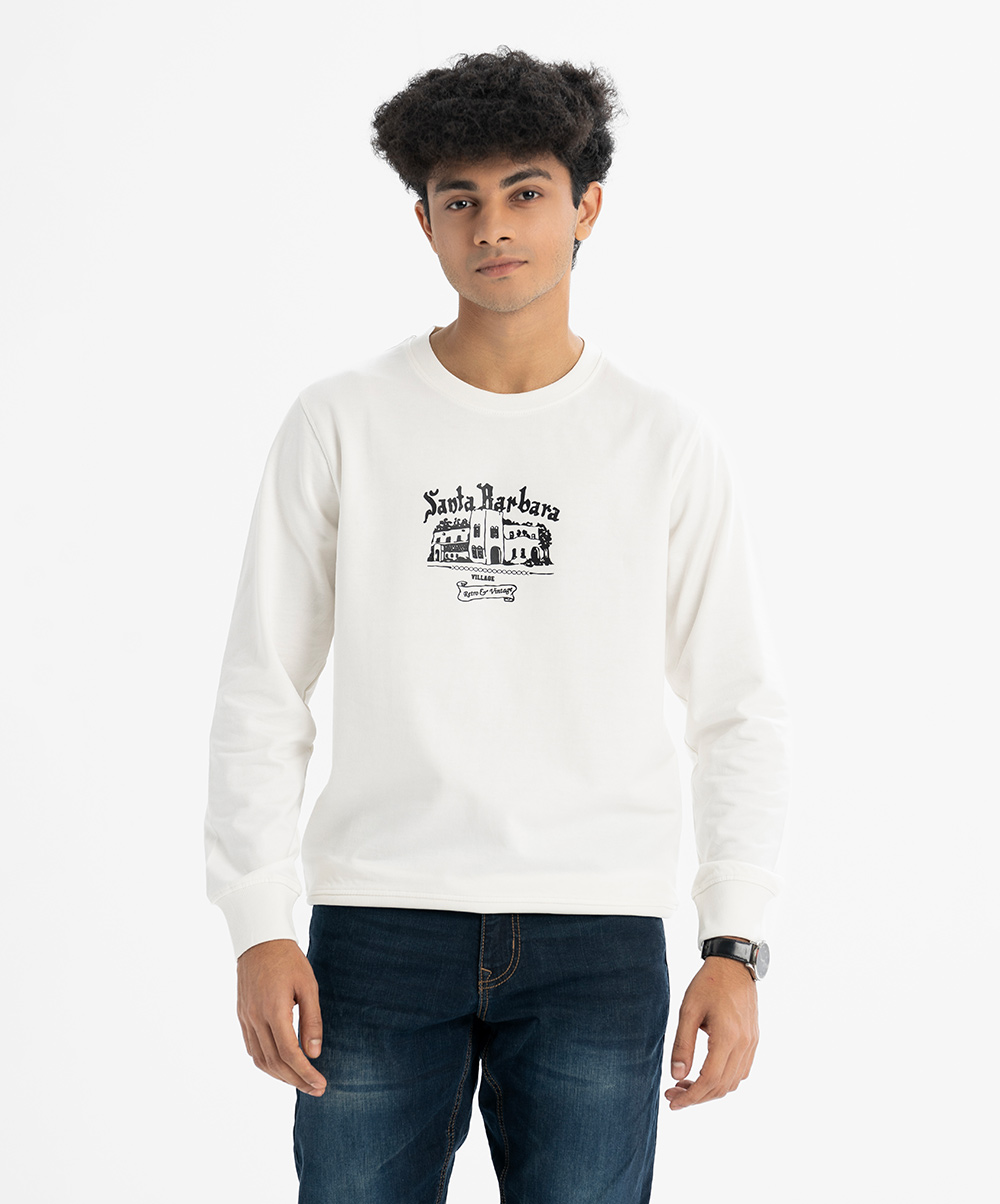 Men's winter slim fitted sweat shirt in terry fabric. Full sleeves, round neck and print on the chest. Men's winter slim fitted sweat shirt in terry fabric. Full sleeves, round neck and print on the chest.