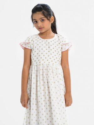 Kid girls printed frock in crepe fabric with half-body viscose inner. Cap sleeves and dimond pin tuck at front.