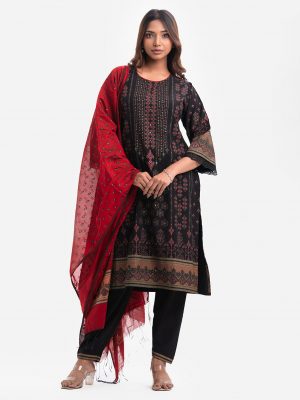 Round neck salwar kameez in joom fabric. Three-quarter sleeves with lace attached. Karchupi at the front. Complemented with a half-silk dupatta and pant pajama.