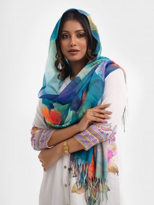 Multi-color hijab/scarf in soft blended fabric. Printed.